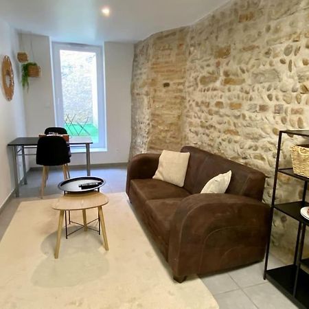 Vaste Appartement Renove - Centre Ville Bourg-en-Bresse Bagian luar foto